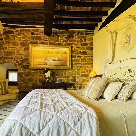 Residenza Teatro Antico Otel Todi Dış mekan fotoğraf