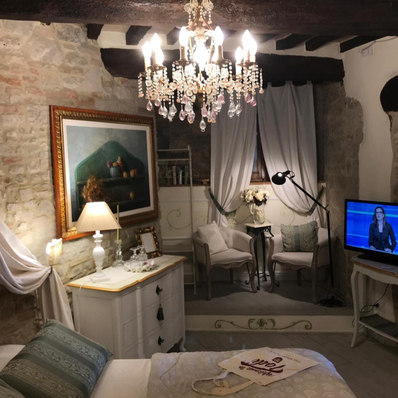 Residenza Teatro Antico Otel Todi Dış mekan fotoğraf